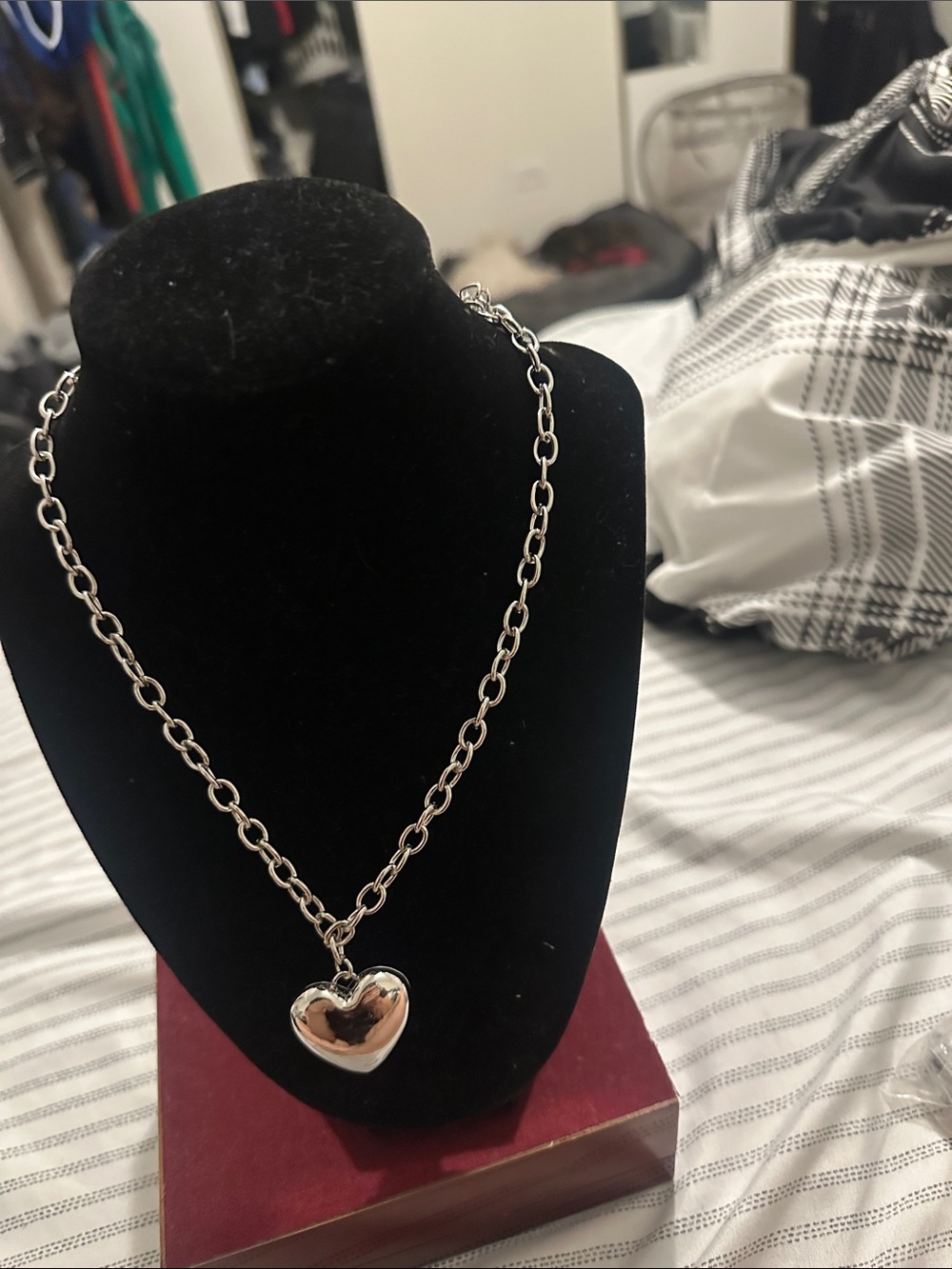 Polished Silver Heart Pendant Necklace - Women Jewelry